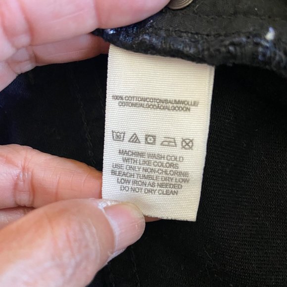 Free People Women's Black Denim Shorts Sz 24 - Picture 6 of 6